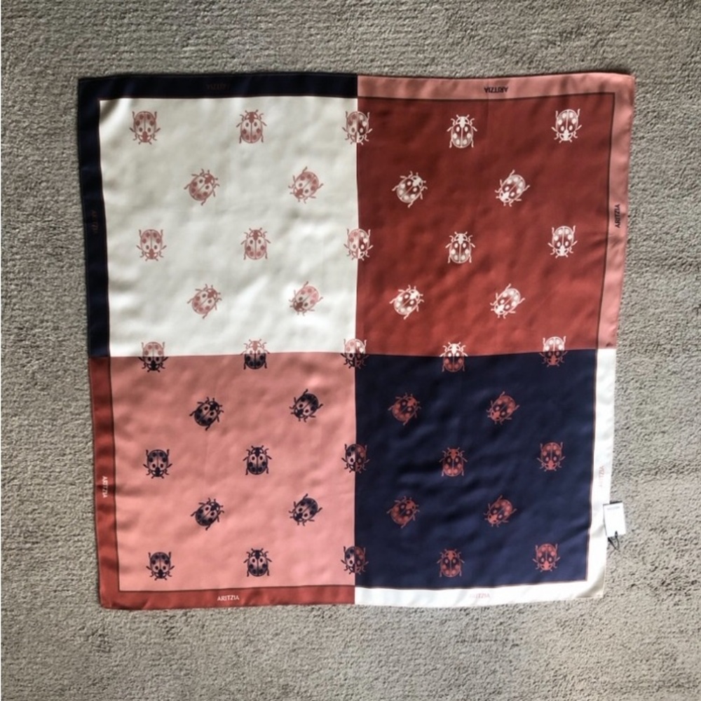 Aritzia Elite Large Silk Scarf.NWT.